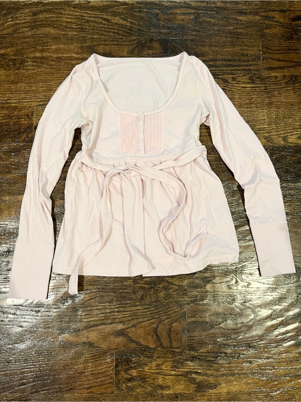 Y2K Style Hollister Baby Pink Pintuck Henley Babydoll Top Medium Long Sleeve